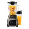 Licuadora Oster Tecnología Reversible y vaso Blend-N-Go BLSTPYG1312XBG