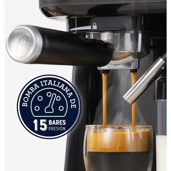 Cafetera Espresso Oster 15 bares BVSTEM5501B - Imagen 4